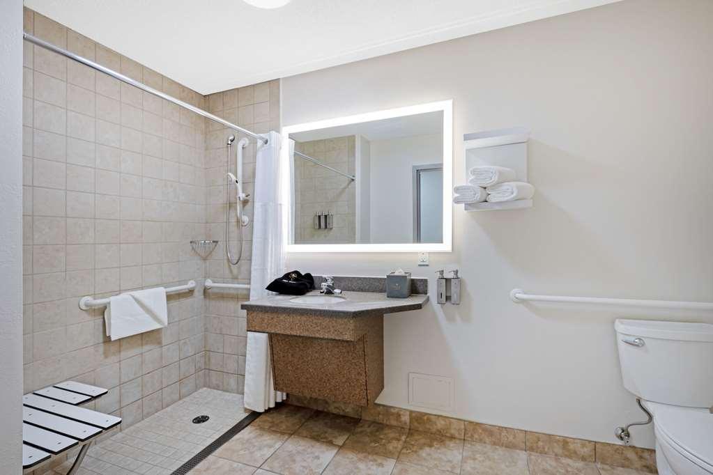 The Lux Hotel & Conference Center, Ascend Hotel Collection قرية واترلو الغرفة الصورة